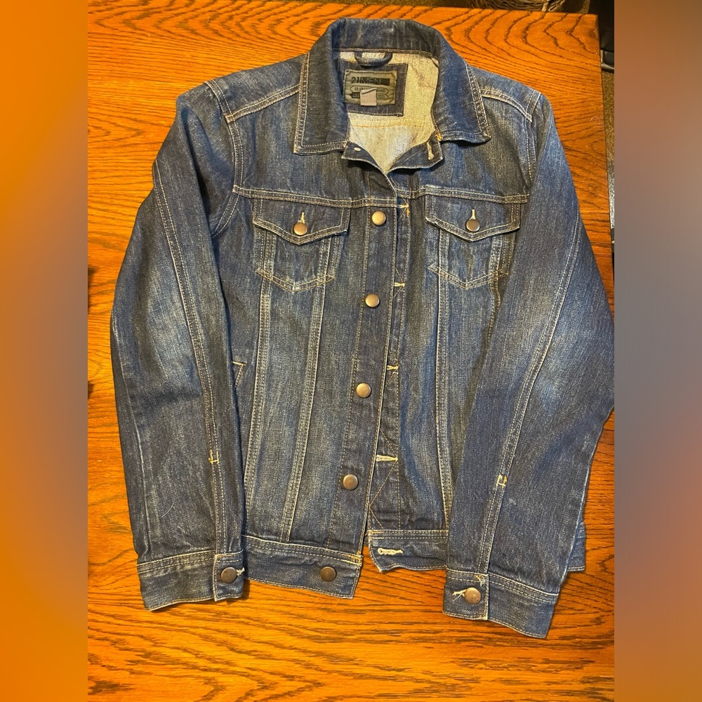 Men’s oversized dark blue denim jacket